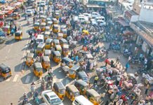 Передвижение на мотоцикле в Индии